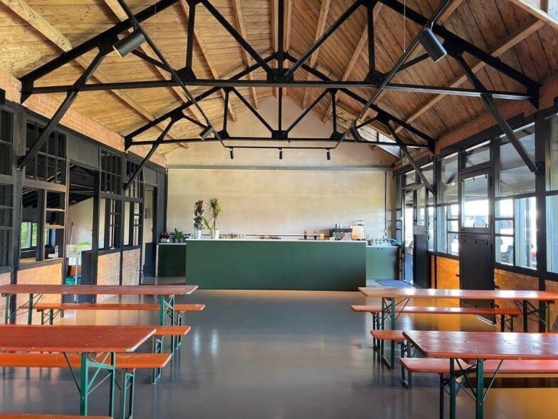 The Old Racecourse, Lewes to rent - Interior Photo - Image 3 of 5