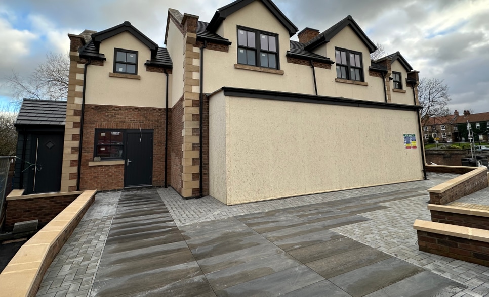 Unit 2 The Square, Stamford Bridge to rent - Building Photo - Image 1 of 1