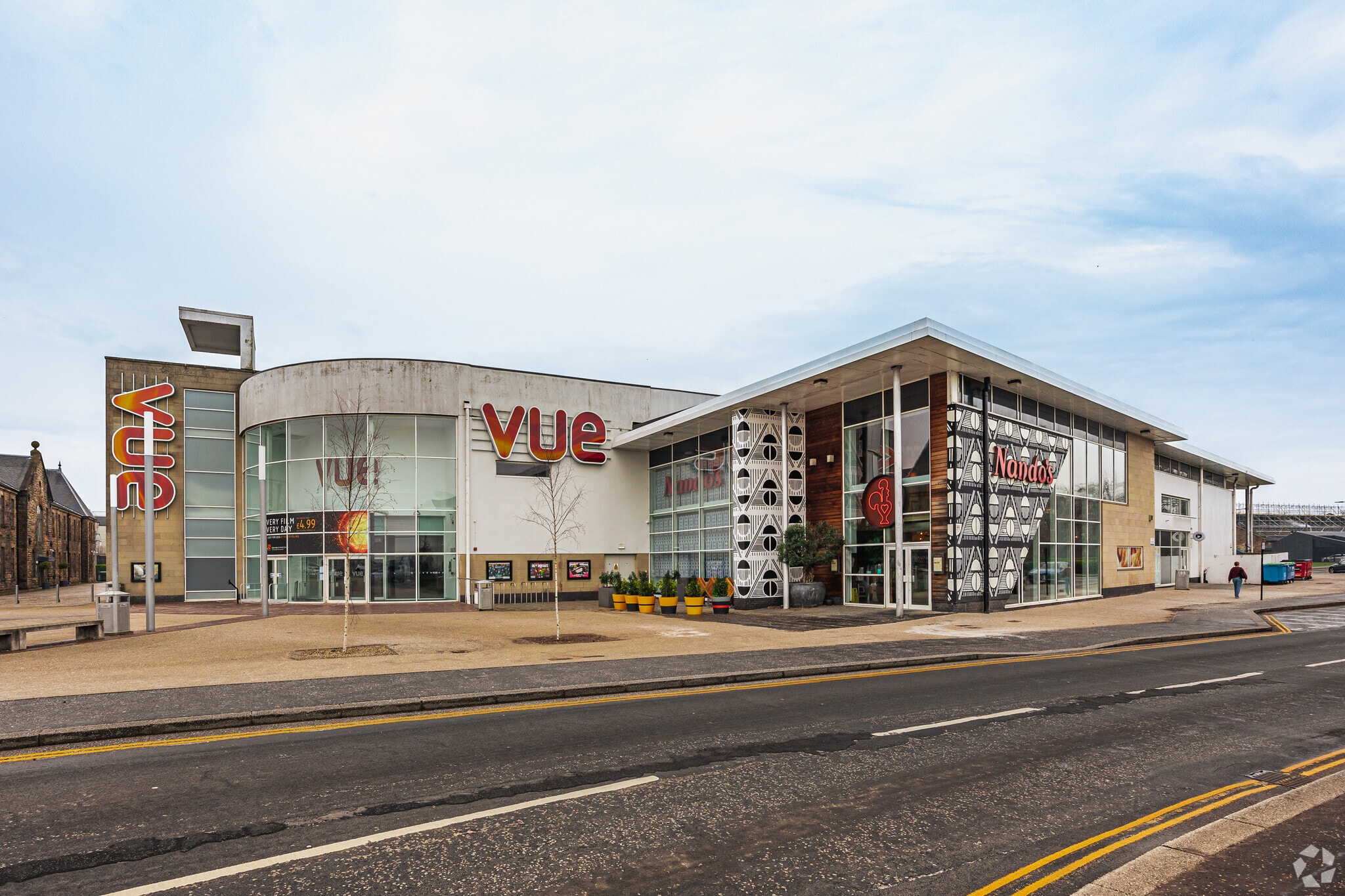 Barracks Sq, Stirling for sale Primary Photo- Image 1 of 1