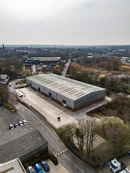Chamberhall St, Bury to rent - Building Photo - Image 2 of 6