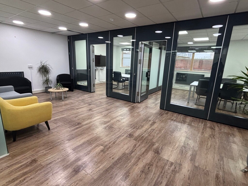 18 King St, Maidenhead to rent Interior Photo- Image 1 of 10