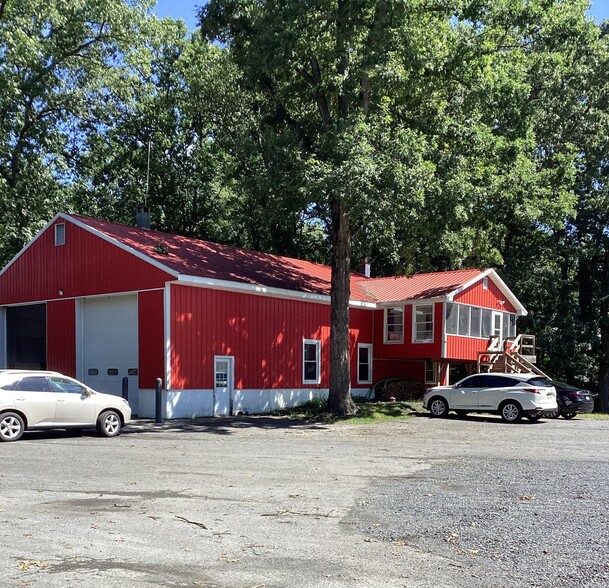 1 Drillers Ln, Montgomery, NY for sale - Building Photo - Image 3 of 8