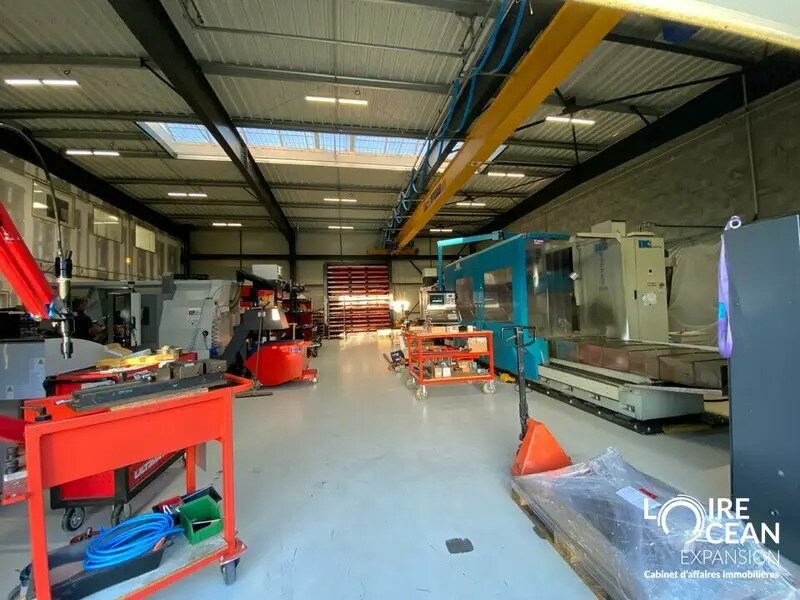 Location Entrepôt 500 m² - Photo 1