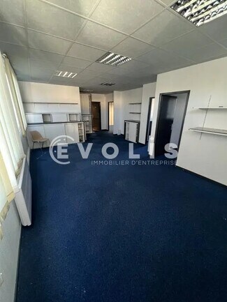 More details for 6 Rue Volta, Alfortville - Office to Rent