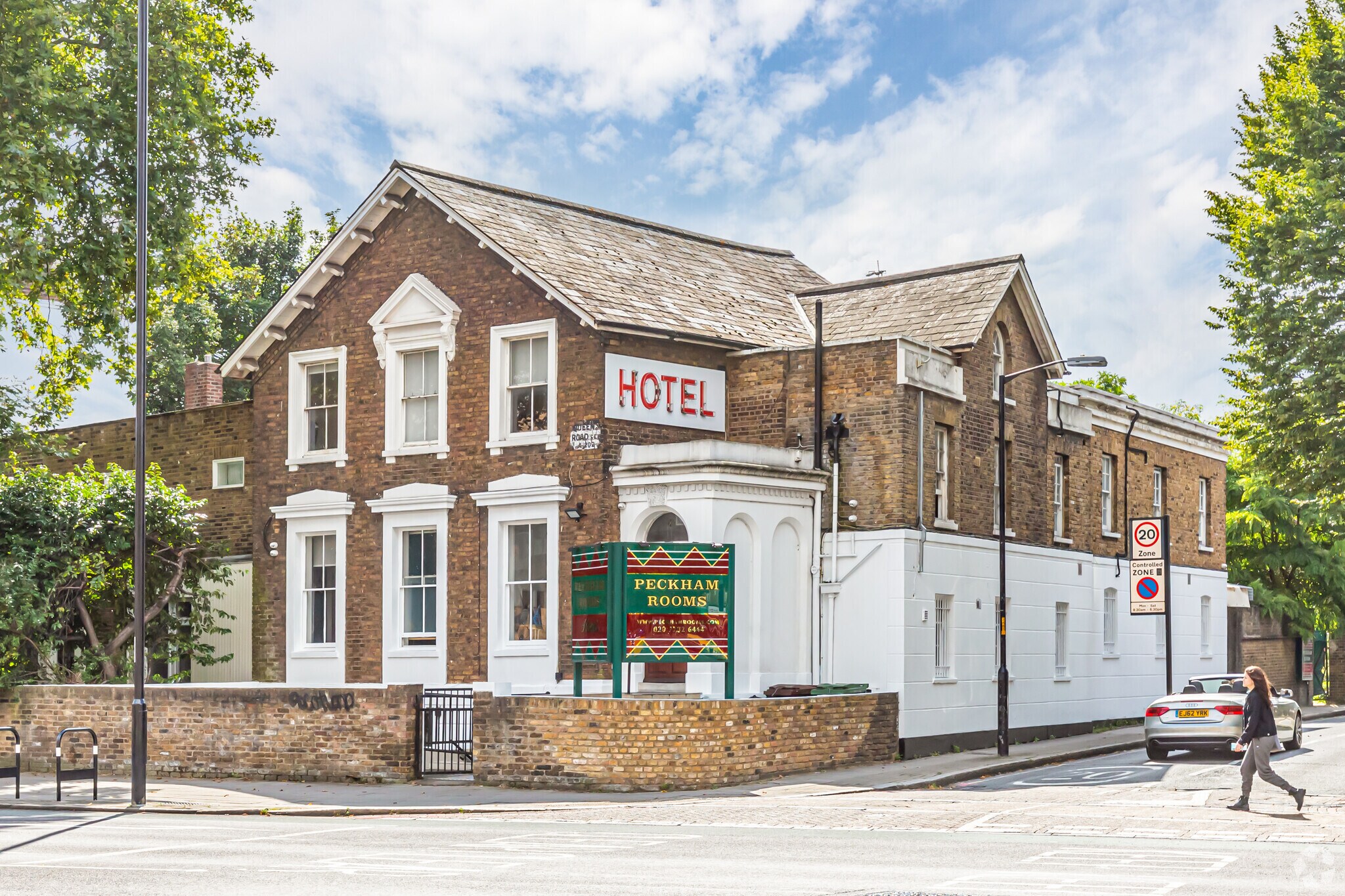 2 Queens Rd, London for sale Primary Photo- Image 1 of 1
