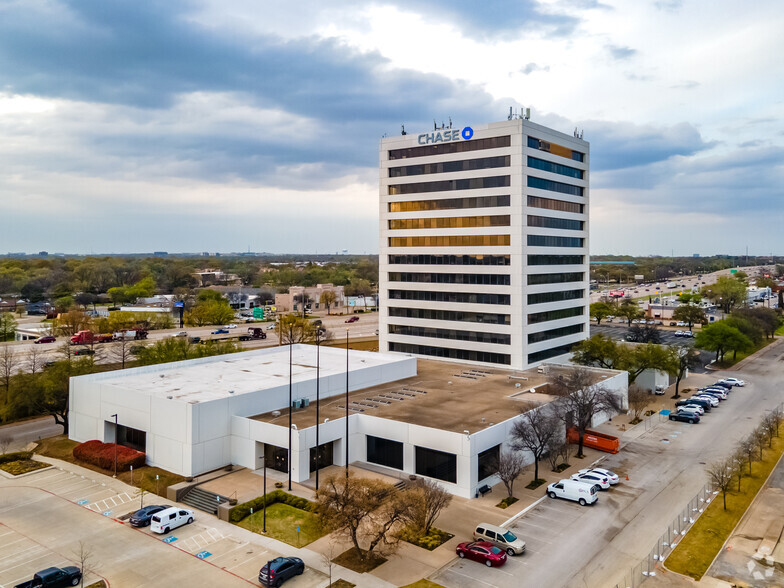 100 N Central Expy, Richardson, TX for rent - Building Photo - Image 1 of 9