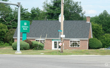 405 Portland Ave, Rollinsford, NH for rent Building Photo- Image 1 of 6