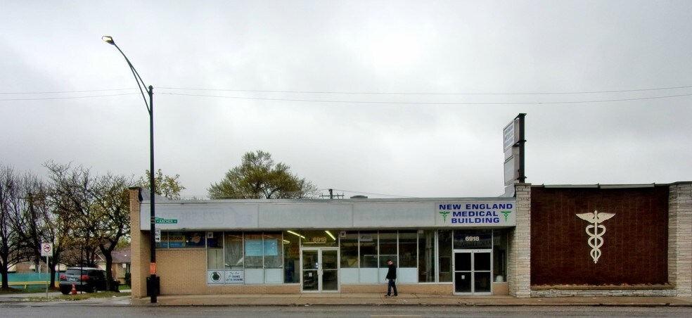 6918 W Archer Ave, Chicago, IL for sale - Building Photo - Image 1 of 1