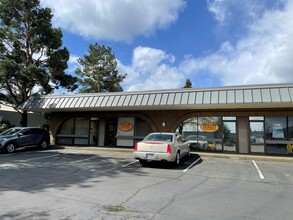 3571-3599 NW Yeon Ave, Portland, OR for rent Building Photo- Image 1 of 1