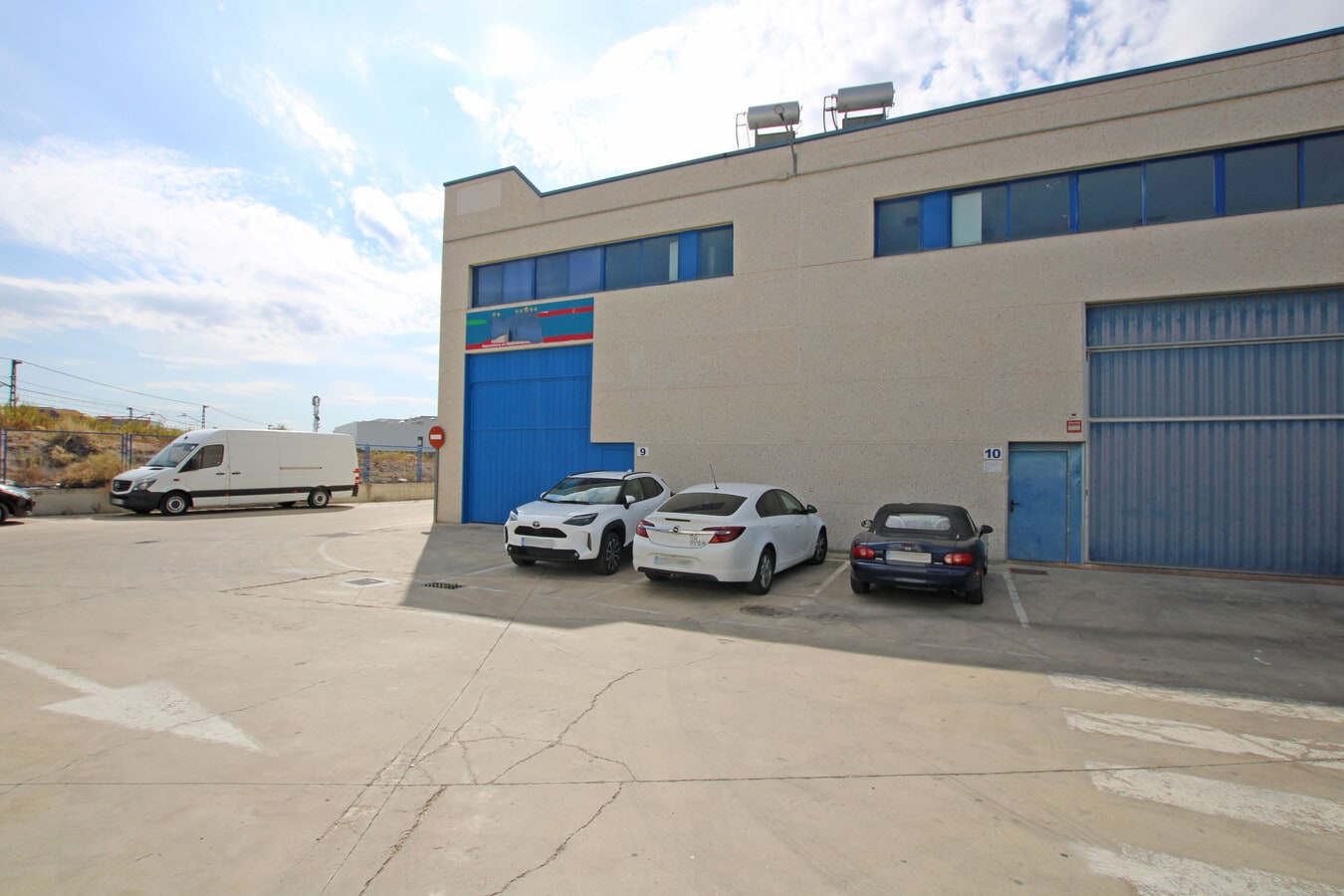 Rivas-Vaciamadrid, MAD 28521 - - - Interior Photo - Image 2 of 11