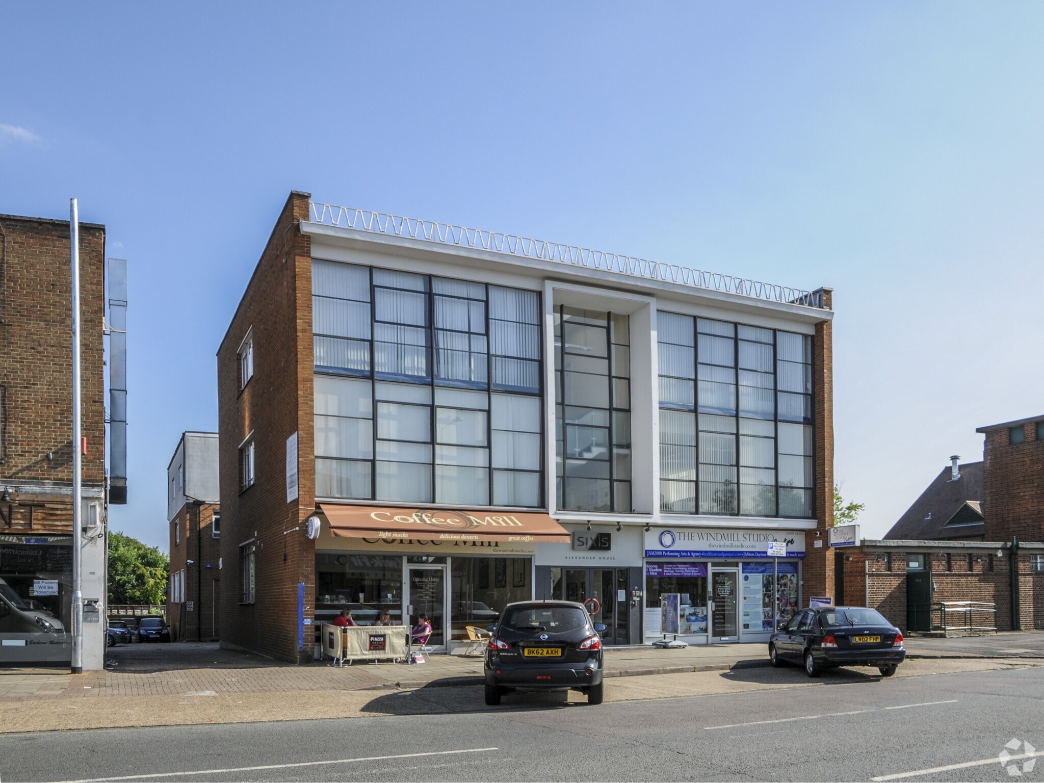 106 Pembroke Rd, Ruislip for sale Building Photo- Image 1 of 1