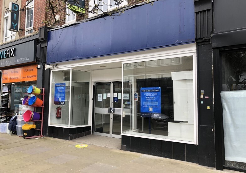 100 High St, Twickenham for sale Building Photo- Image 1 of 1