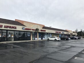 641-681 E Foothill Blvd, Upland, CA for rent Building Photo- Image 1 of 3