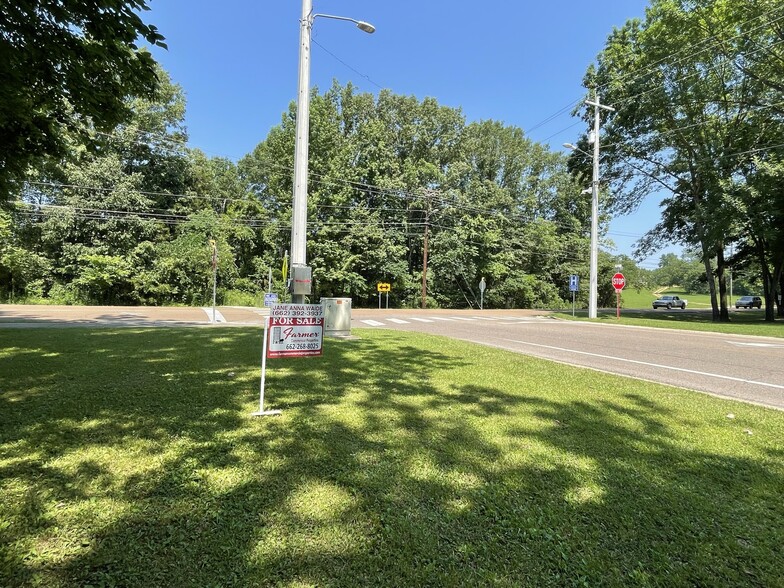 Hospital Rd & Reed Rd 16.5 ac, Starkville, MS for sale - Primary Photo - Image 1 of 15