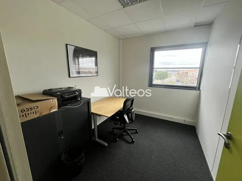 39 Chemin Des Ramassiers, Colomiers to rent - Interior Photo - Image 2 of 10