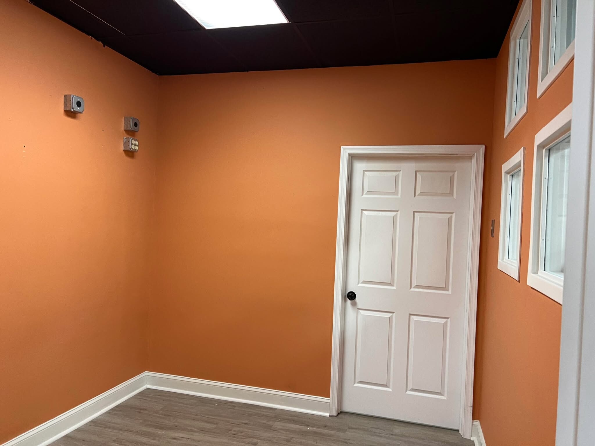 525-545 Main St, Laurel, MD to rent Interior Photo- Image 1 of 1