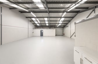 878 Plymouth Rd, Slough to rent Interior Photo- Image 2 of 2