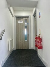 79-81 High St, Marlow to rent Interior Photo- Image 2 of 11