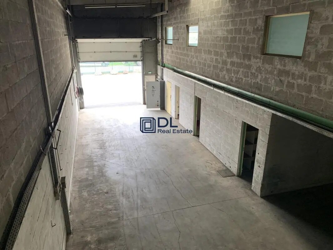 Industrial in Valenton to rent Building Photo- Image 1 of 7