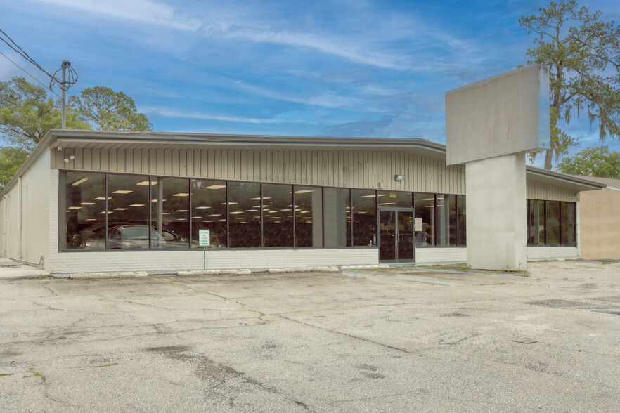 5953 Roosevelt Blvd, Jacksonville, FL for sale - Building Photo - Image 1 of 1