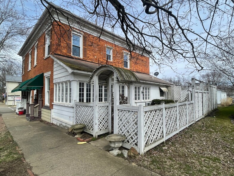 700 Main St, Dresden, OH for sale - Building Photo - Image 1 of 1