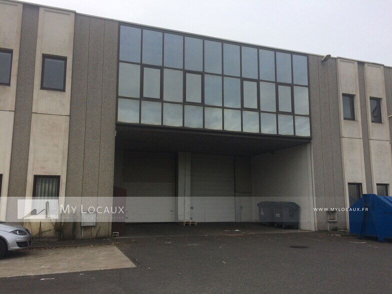 16-18 Boulevard Galliéni, Gennevilliers to rent - Building Photo - Image 2 of 7