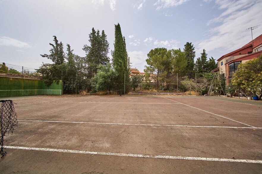 Calle Infantas, 3, La Zubia, Granada for sale - Building Photo - Image 2 of 36