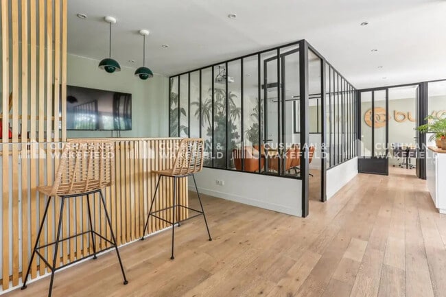 Location Bureaux 100 m²