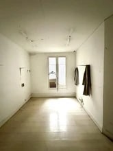 Retail in Paris to rent Interior Photo- Image 1 of 6
