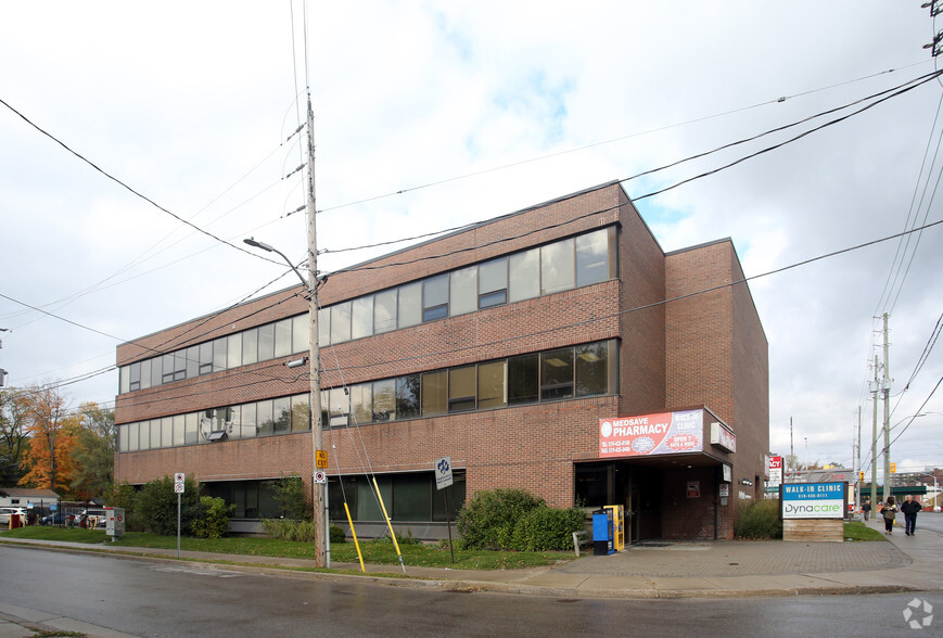 240 Wharncliffe Rd N, London, ON for rent - Building Photo - Image 3 of 4