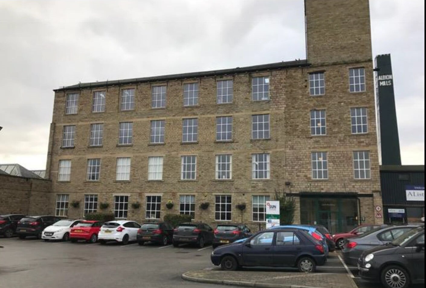 Albion Rd, Bradford for sale Primary Photo- Image 1 of 1