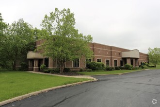 16855 Foltz Industrial Pky, Strongsville, OH for sale Building Photo- Image 1 of 1