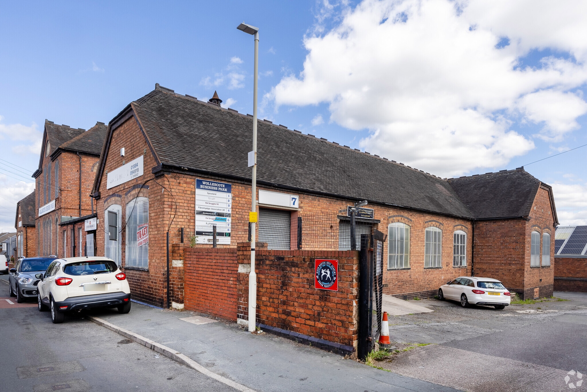 Crabbe St, Stourbridge to rent Primary Photo- Image 1 of 3