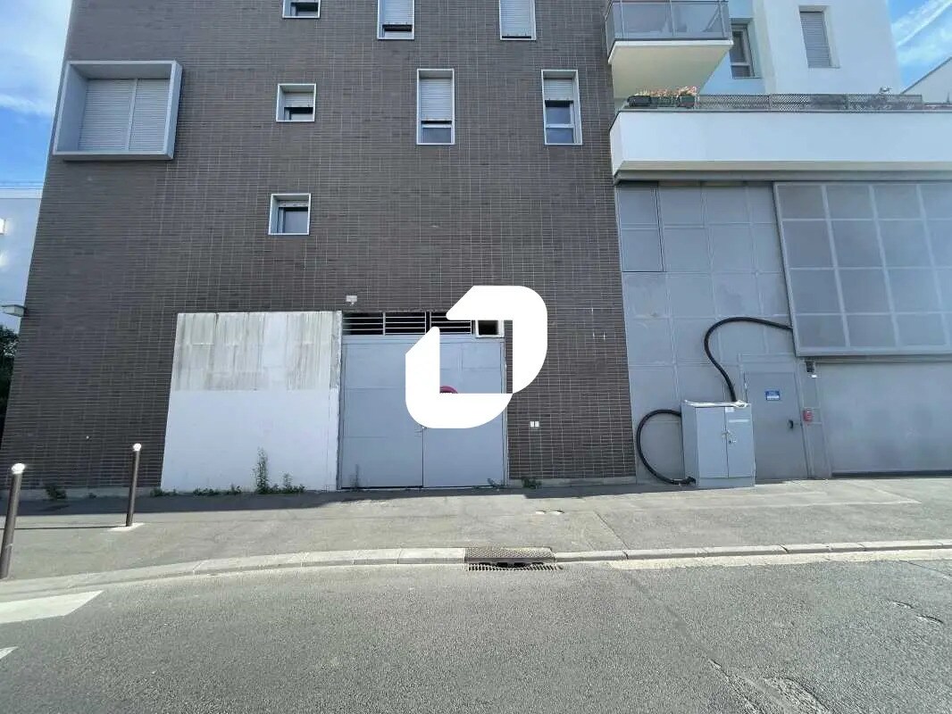 51 Rue Maurice Gunsbourg, Ivry-sur-Seine to rent Building Photo- Image 1 of 9