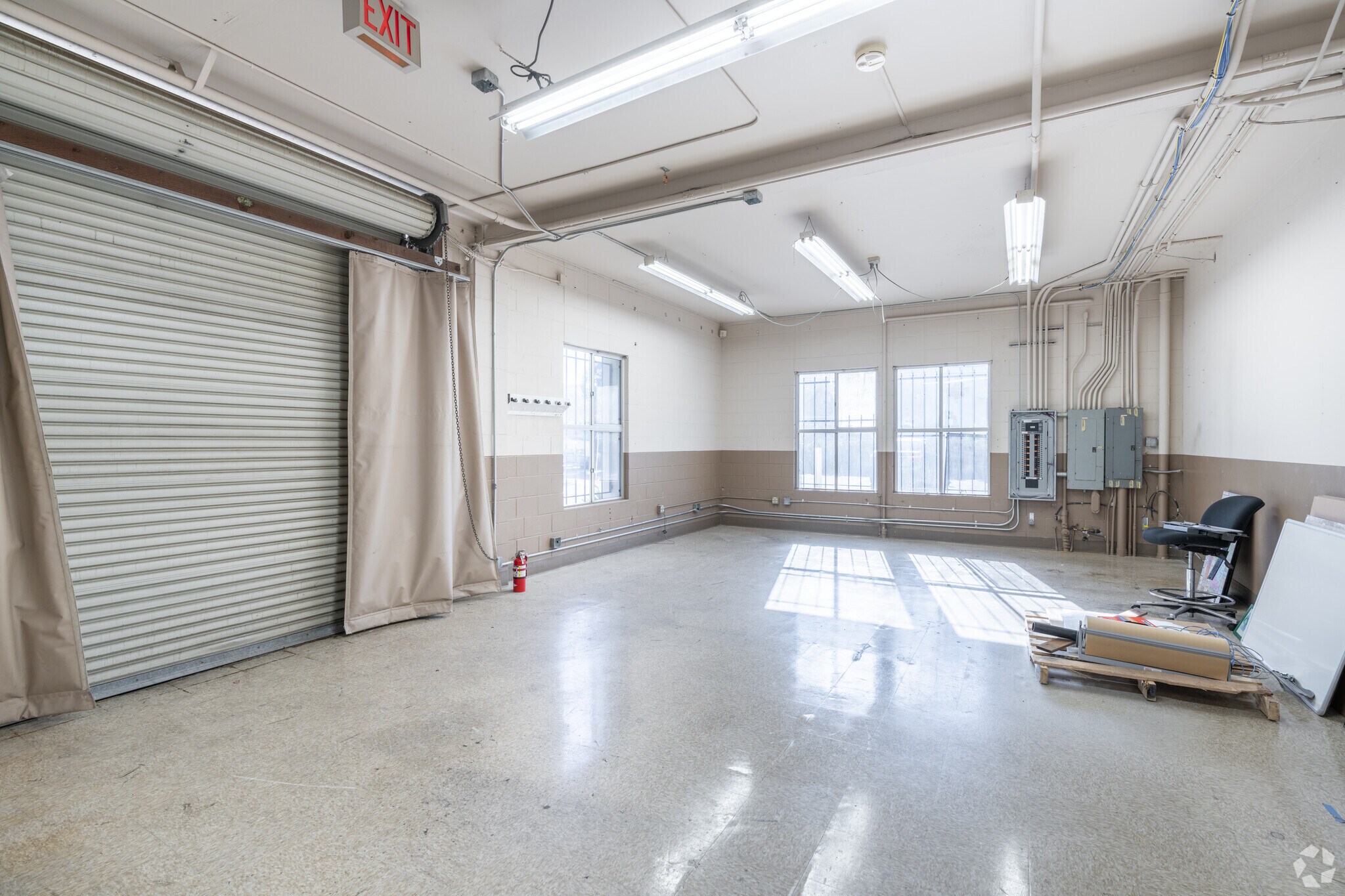 11696 Sorrento Valley Rd, San Diego, CA to rent Interior Photo- Image 1 of 7