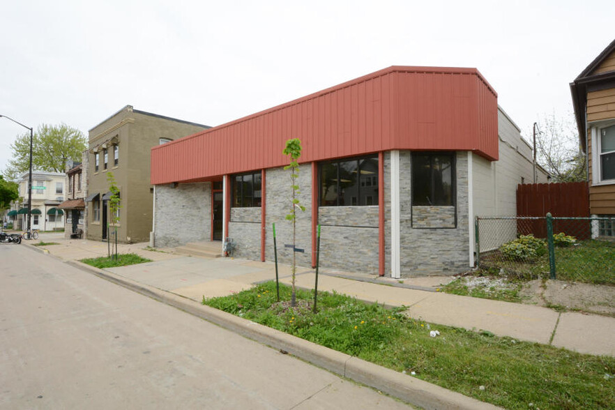 1112 S 60th St, Milwaukee, WI for sale - Building Photo - Image 1 of 13