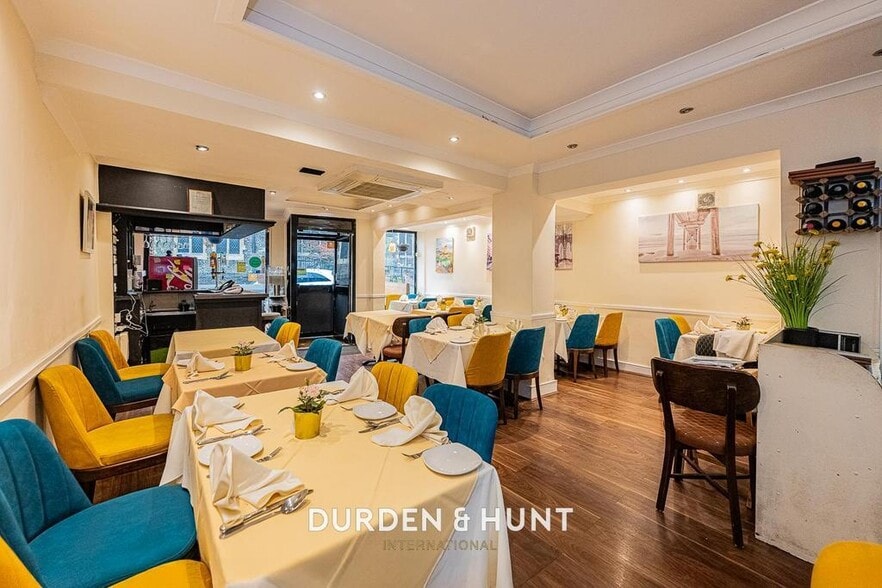 12 Nightingale Ln, London to rent - Building Photo - Image 2 of 11