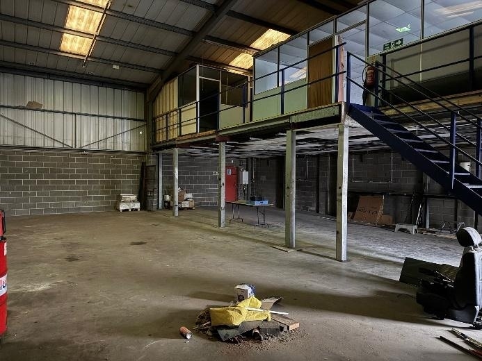 Grove Rd, Northfleet, KEN DA11 9AX - Unit 2 -  - Interior Photo - Image 1 of 2