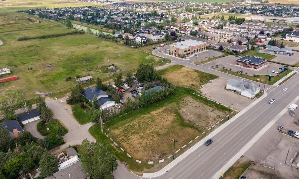 200 Centre St, Langdon, AB for sale - Aerial - Image 2 of 3