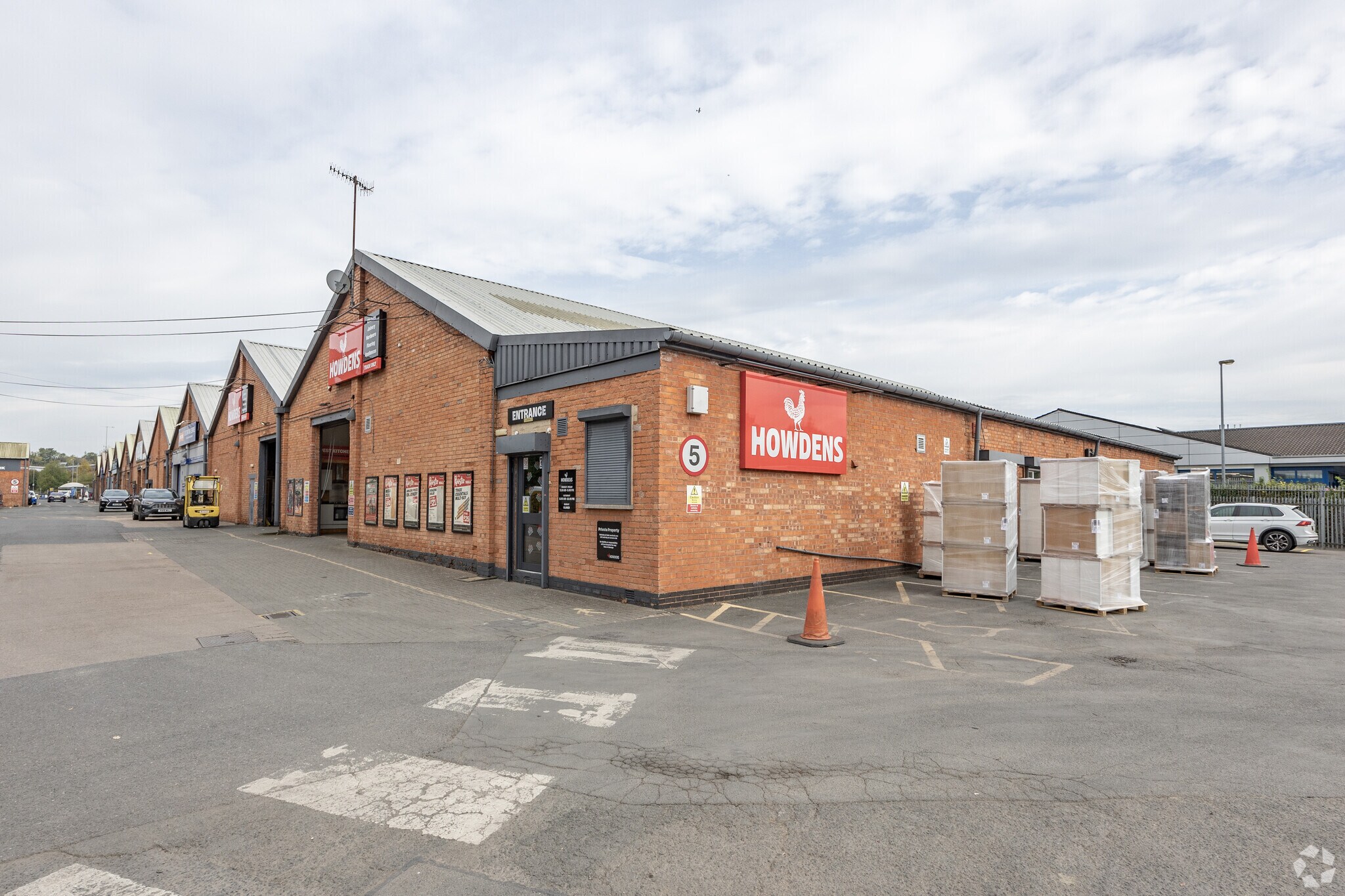 1-18 Country Wide Trd Estate, Worcester for sale Building Photo- Image 1 of 1