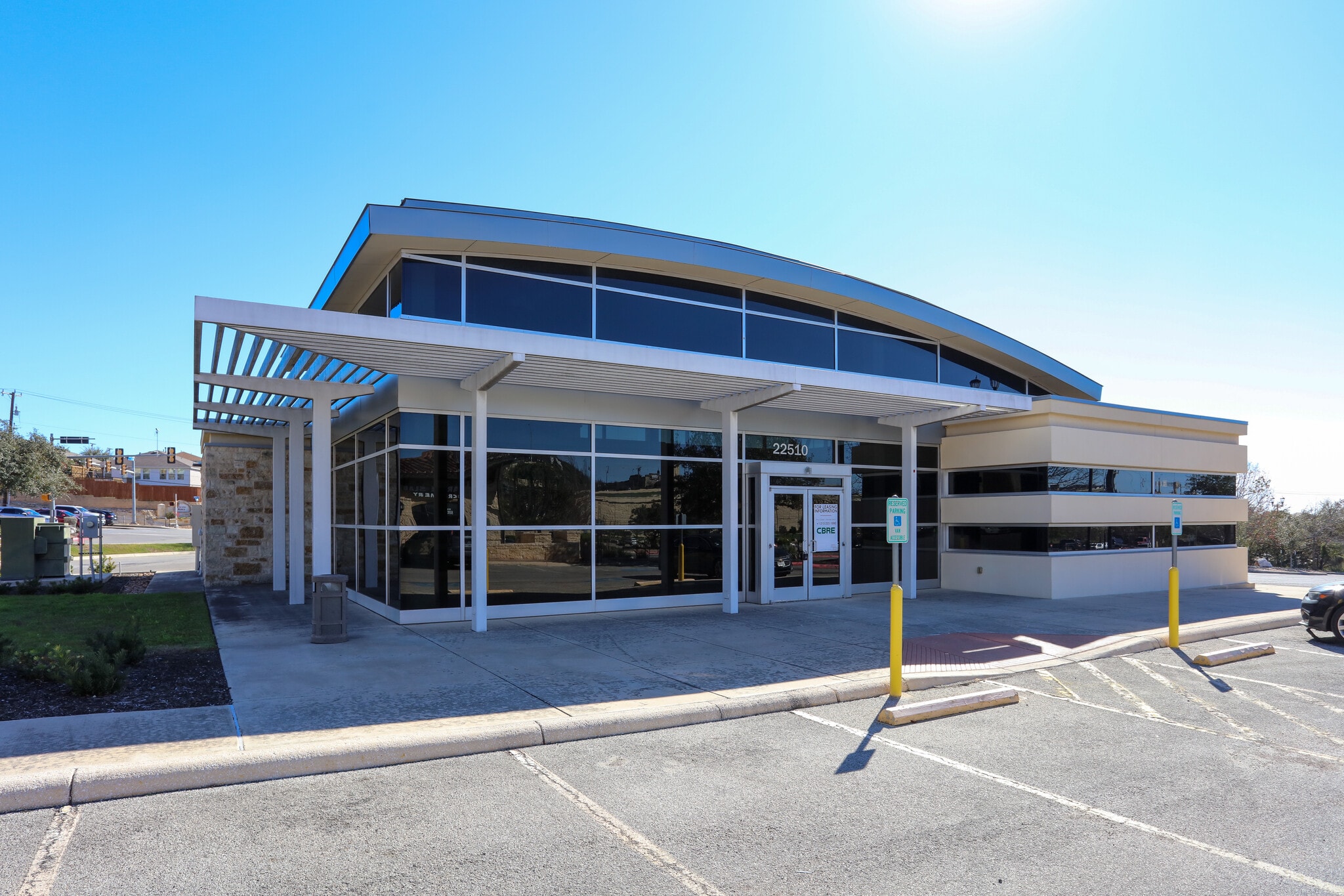 22610 US Hwy 281 N, San Antonio, TX to rent Building Photo- Image 1 of 2