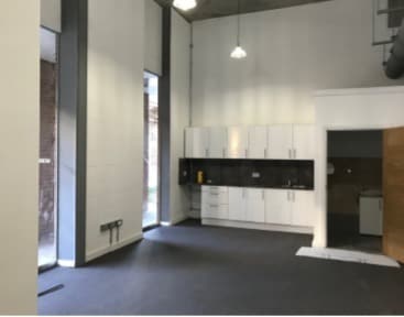 62 Wandsworth Rd, London for sale Interior Photo- Image 1 of 1