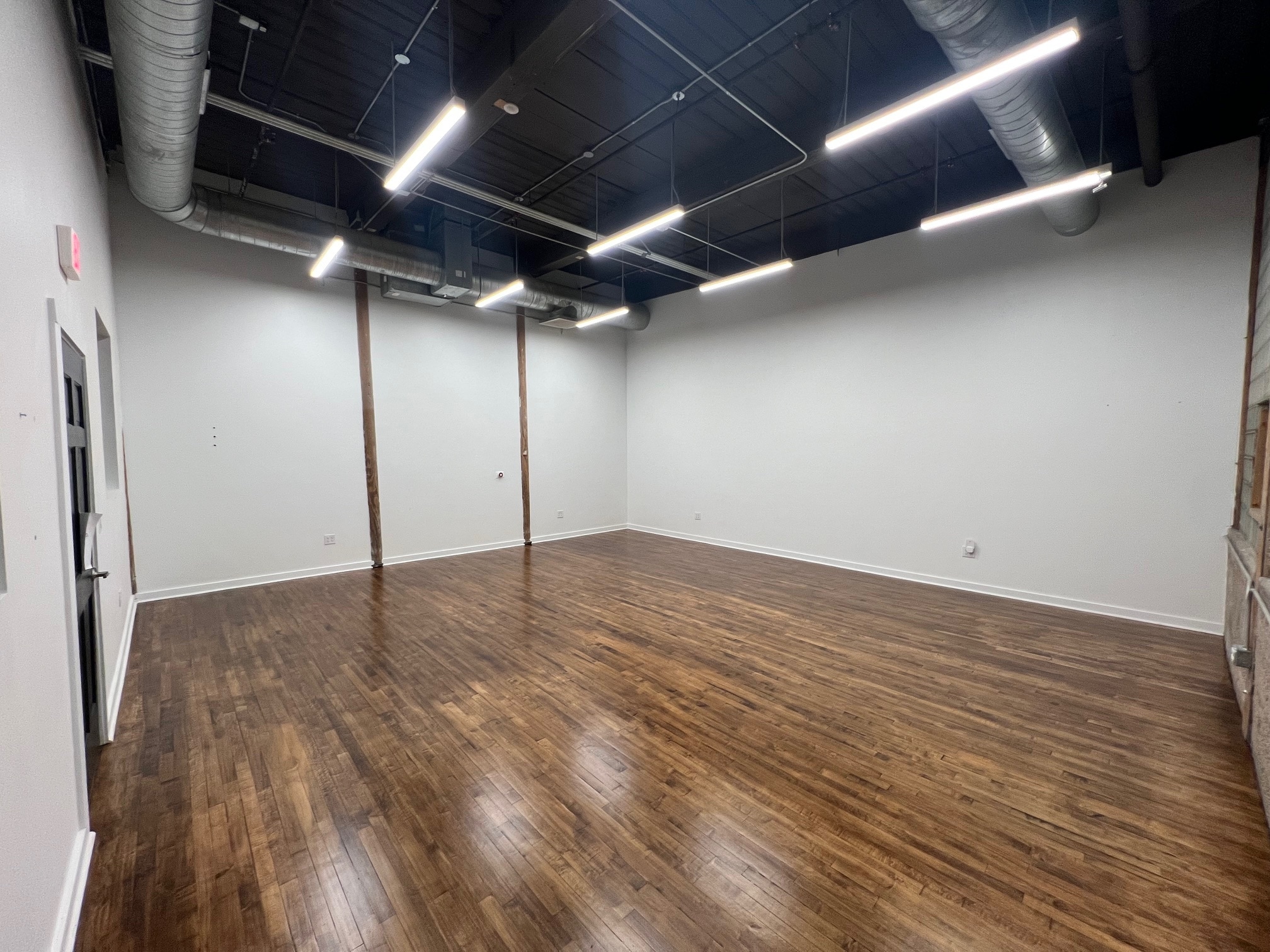 610 Elm St, McKinney, TX to rent Building Photo- Image 1 of 2