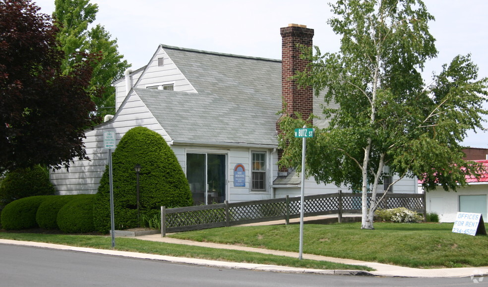 925 W College Ave, State College, PA for sale - Primary Photo - Image 1 of 1