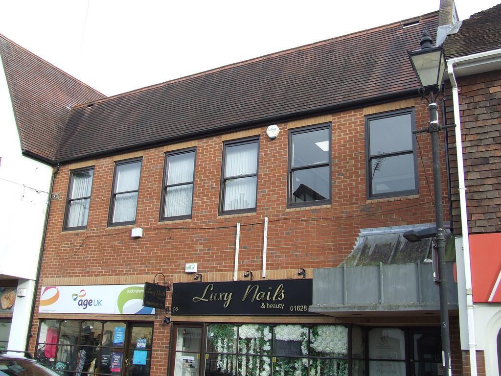 90-94 High St, Burnham to rent Building Photo- Image 1 of 2