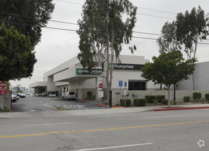 3220 Winona Ave, Burbank, CA for sale Primary Photo- Image 1 of 1