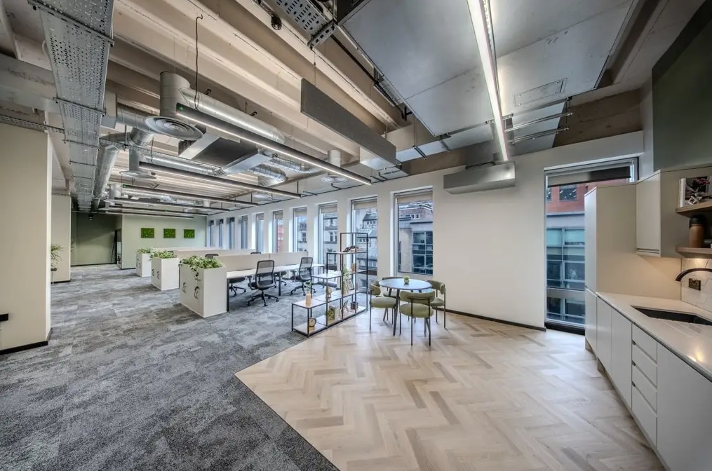 55 King St, Manchester to rent Interior Photo- Image 1 of 14