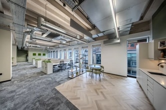 55 King St, Manchester to rent Interior Photo- Image 1 of 14