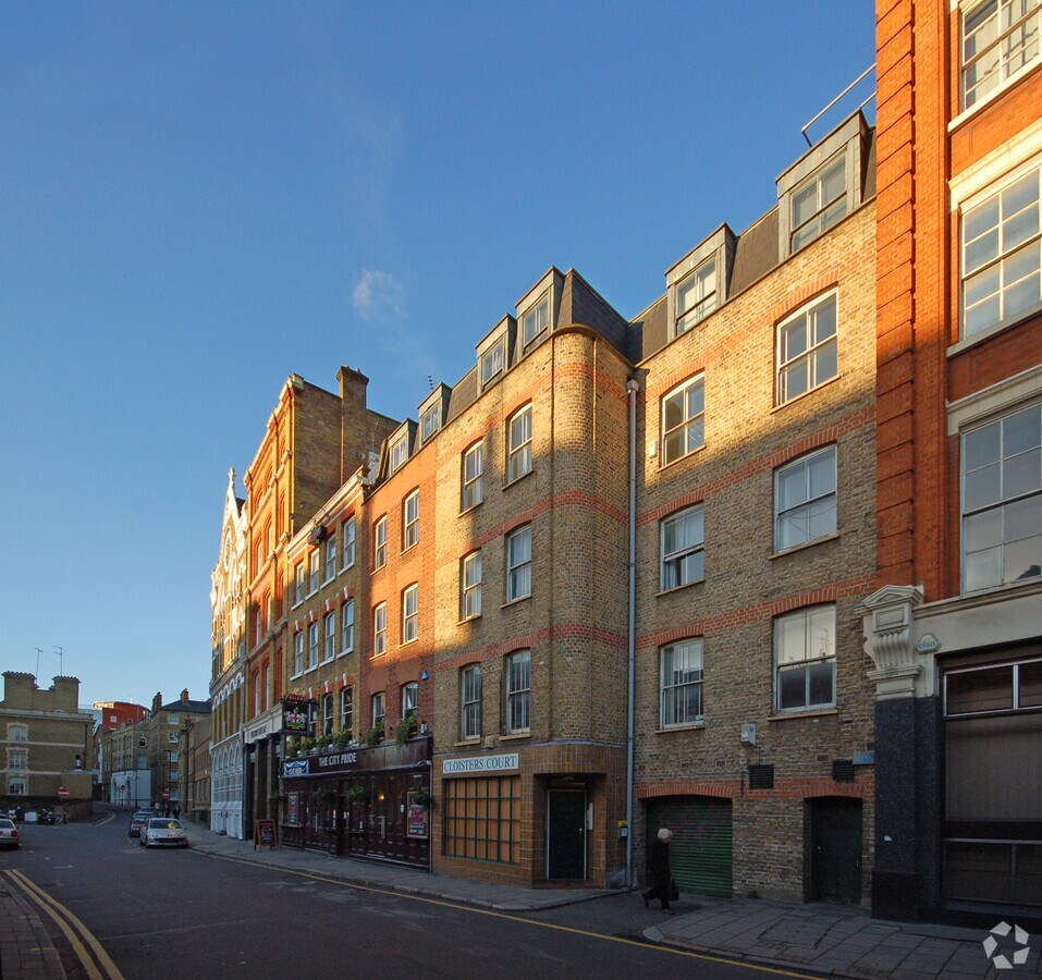 2226 Farringdon Ln, London EC1R 3AJ UK