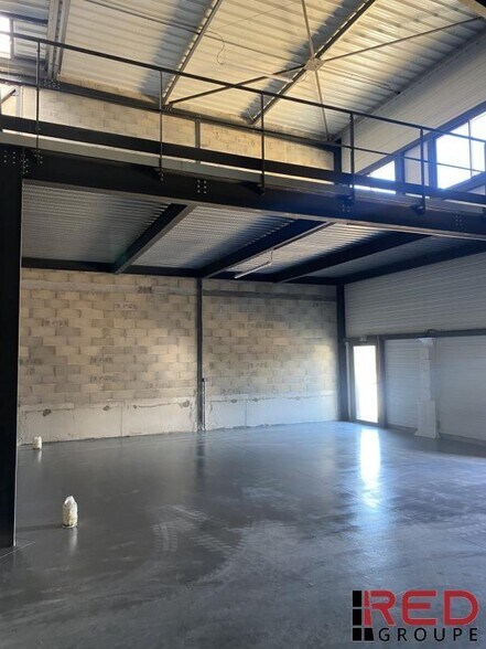 Industrial in Signes for sale - Building Photo - Image 3 of 5